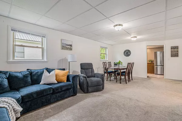 Kent City, MI 49330,89 1St S Street