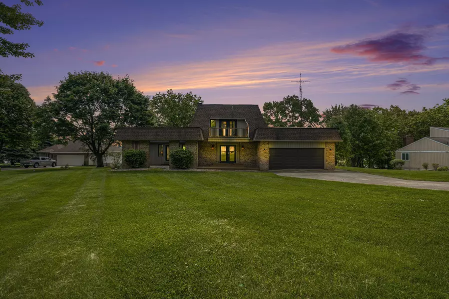 61565 Raintree Boulevard, Sturgis, MI 49091