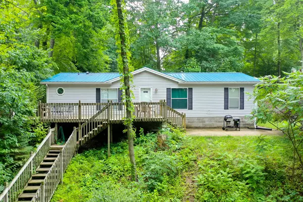 Delton, MI 49046,8712 Chain-O-Lakes Drive