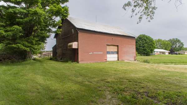 South Haven, MI 49090,71355 CR 388