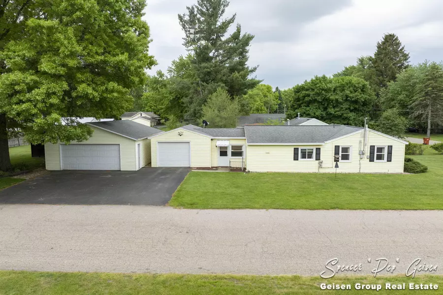 522 McKinley Street, Belding, MI 48809