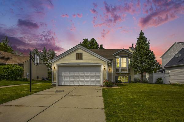 4601 Country Hill SE Drive, Kentwood, MI 49512