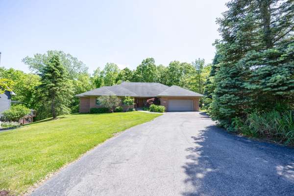 Ann Arbor, MI 48103,1527 Newport Creek Drive