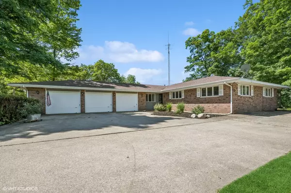 3776 Beech Court, Berrien Springs, MI 49103