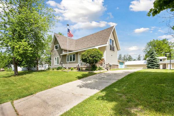 175 Division Street, Saranac, MI 48881