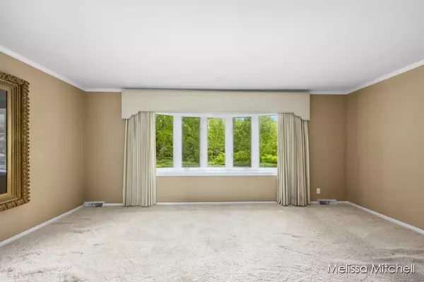 252 Morningside SE Drive, Grand Rapids, MI 49506