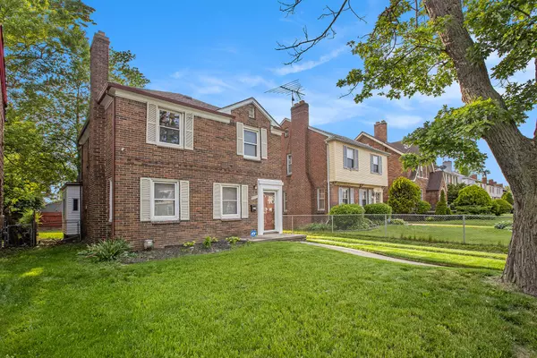 Detroit, MI 48235,17135 Strathmoor Street