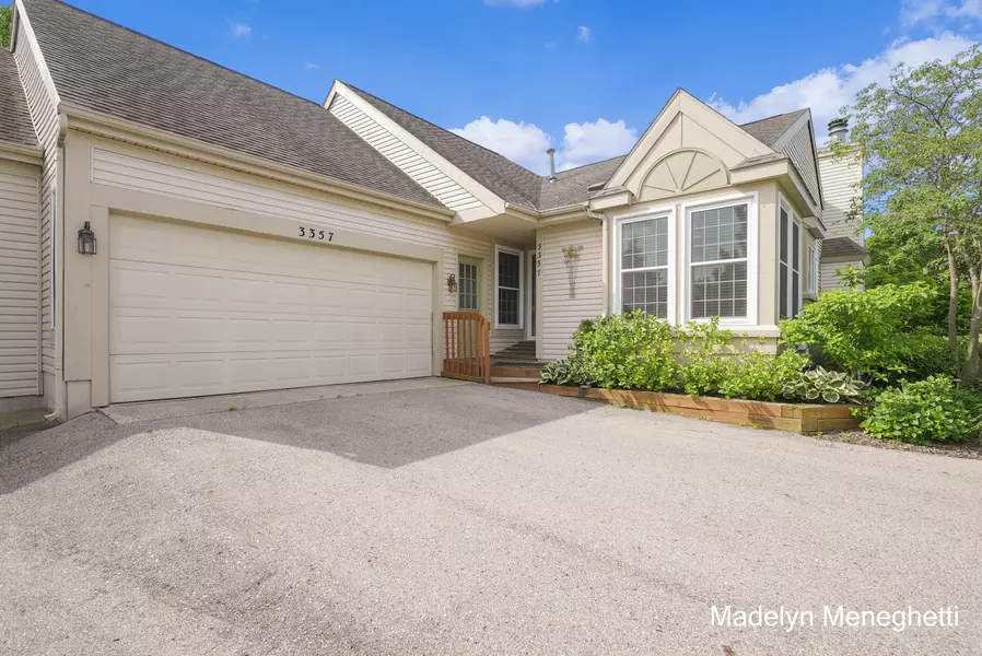 3357 English Hills NW Drive #29, Walker, MI 49544