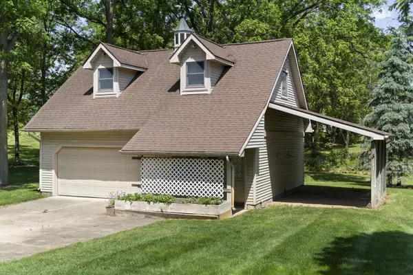 Gregory, MI 48137,13606 Orchard Court