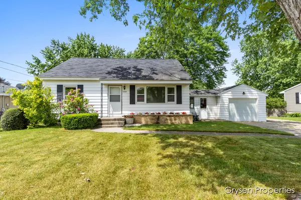 6465 12th Avenue, Jenison, MI 49428