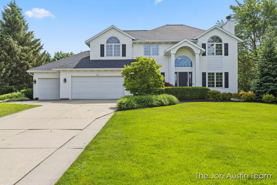 2110 Grand Valley NE Drive, Ada, MI 49301