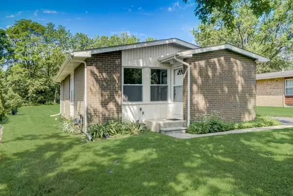 3120 La Salle Drive, Ann Arbor, MI 48108