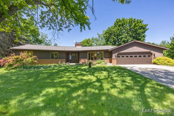 3395 12 Mile NE Road, Rockford, MI 49341