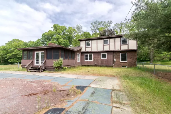 Grass Lake, MI 49240,2500 Sarossy Lake Road