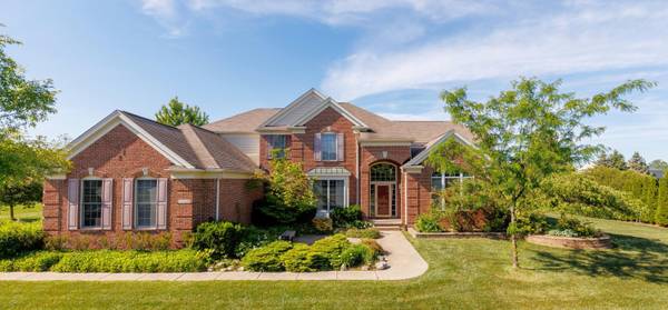 51264 Plymouth Ridge Drive, Plymouth, MI 48170