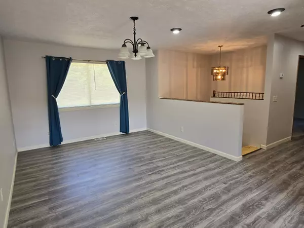 Rothbury, MI 49452,7968 S 80th Avenue