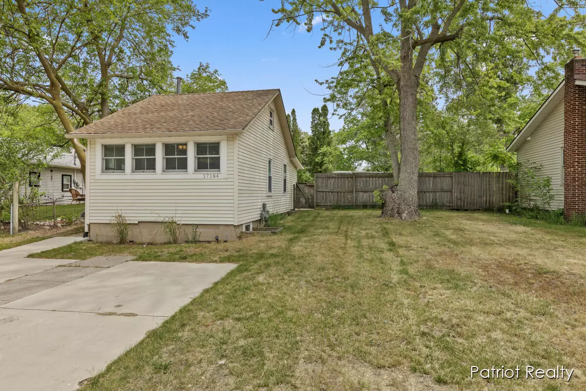 Spring Lake, MI 49456,17184 Esther Avenue