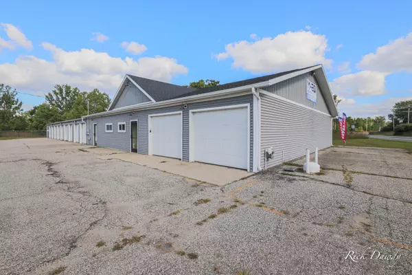 725 S 3rd Avenue, Big Rapids, MI 49307