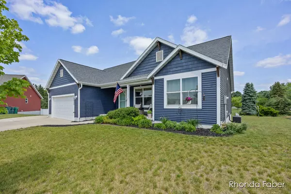 West Olive, MI 49460,10845 Pine Bow Court