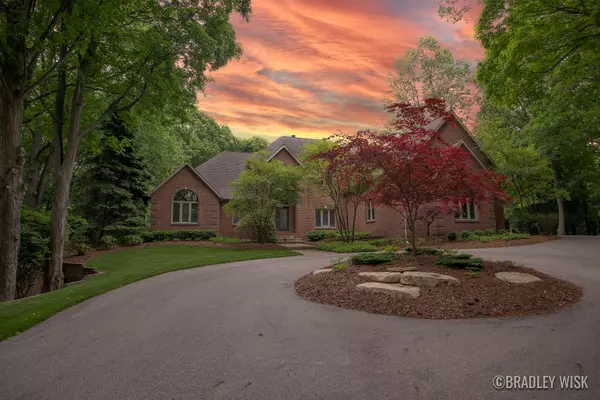 2280 Tunnel Breeze Court, Holland, MI 49424