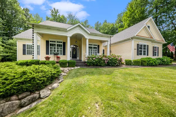 8125 Bay Arbor Drive, Augusta, MI 49012