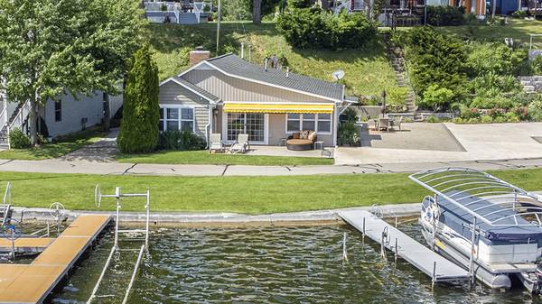 6480 Lakeshore Drive, Saranac, MI 48881