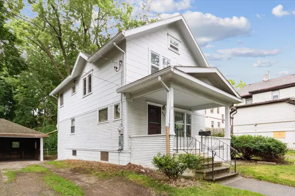 Jackson, MI 49201,411 Demay Court