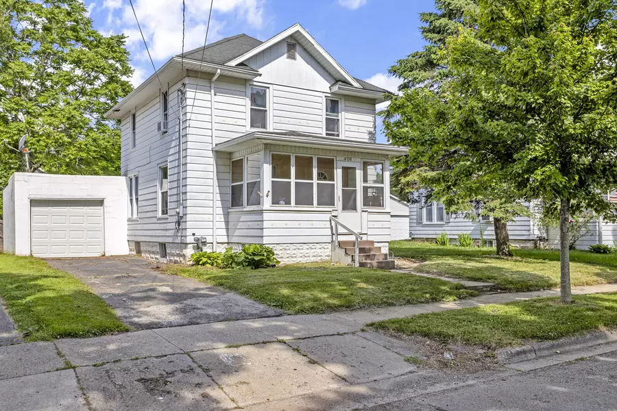 808 Fleming Avenue, Jackson, MI 49202