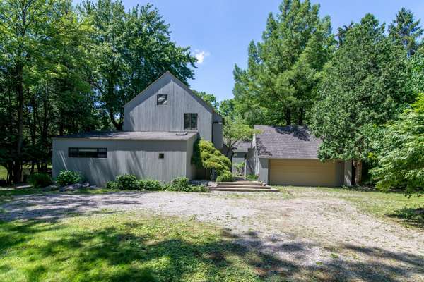 1486 Cedar Bend Drive, Ann Arbor, MI 48105