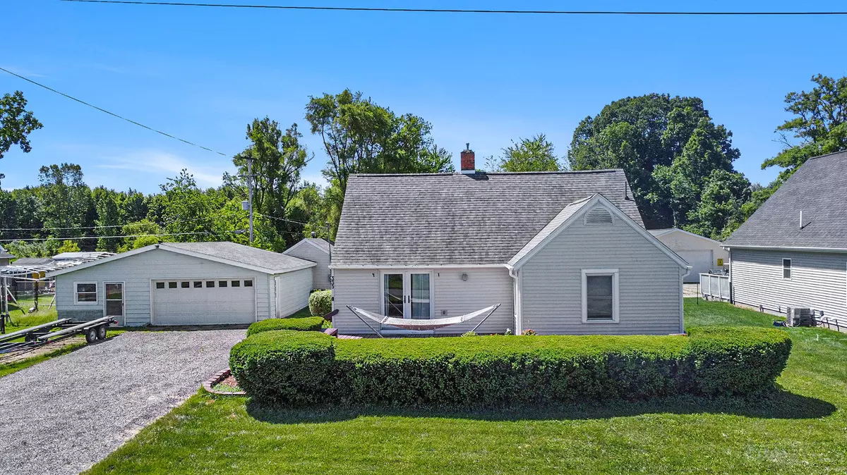 Grass Lake, MI 49240,335 Lakeside Drive