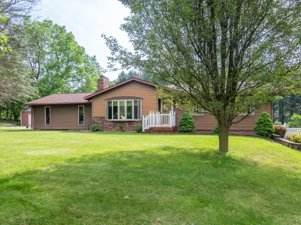 11841 S 34th Street, Vicksburg, MI 49097