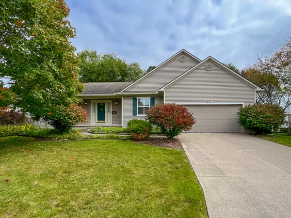 697 Layman Creek Circle, Grand Blanc, MI 48439