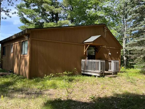 Frederic, MI 49733,11951 Bradford Lake Drive