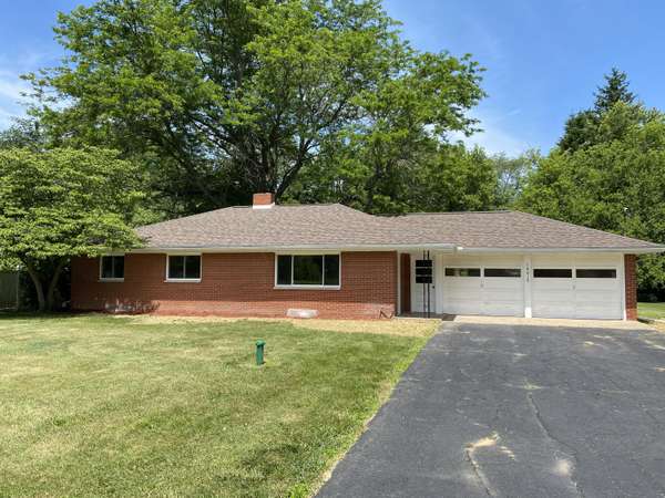 16615 E Augusta Drive, Augusta, MI 49012