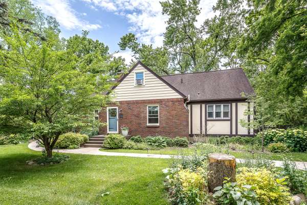 2701 Dexter Road, Ann Arbor, MI 48103