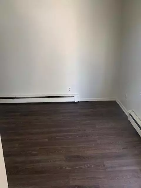 Port Huron, MI 48060,828 Wall Street