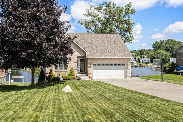 13870 Grandpoint Circle,  Cement City,  MI 49233