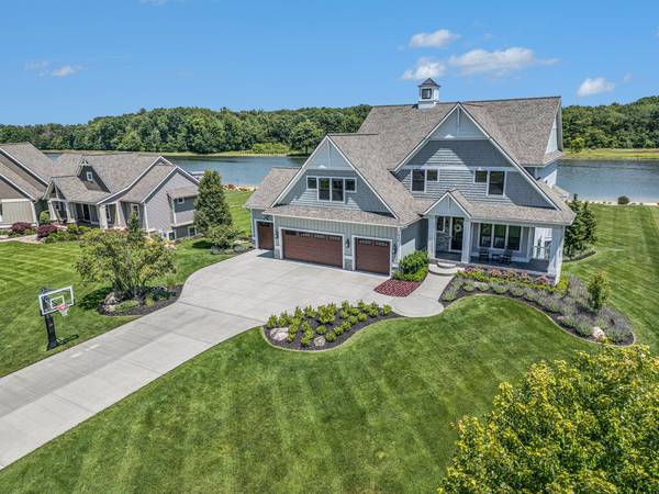 7930 Summerwood Court, Hudsonville, MI 49426