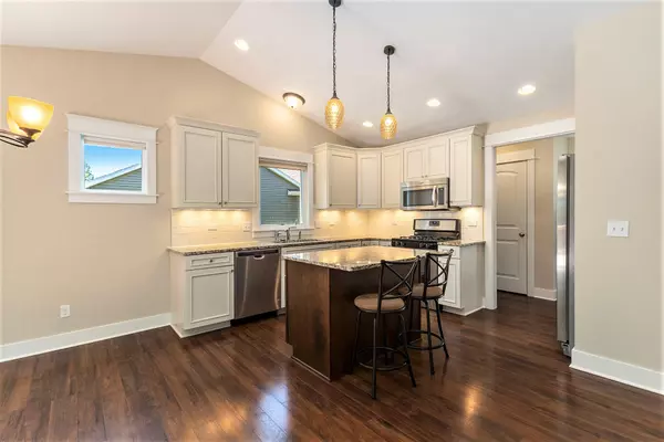 15250 Canterbury Lane Grand Haven, MI 49417