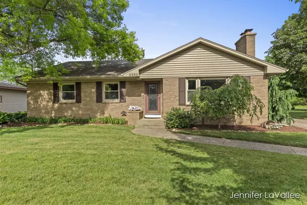 3350 Wayburn SW Avenue, Grandville, MI 49418