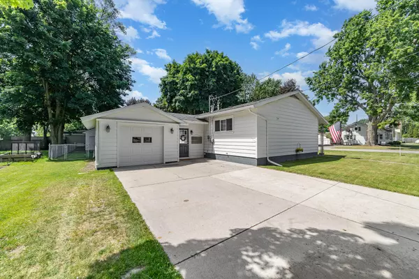 Breckenridge, MI 48615,305 5th Street