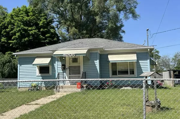 4205 Colby SW Avenue, Wyoming, MI 49509