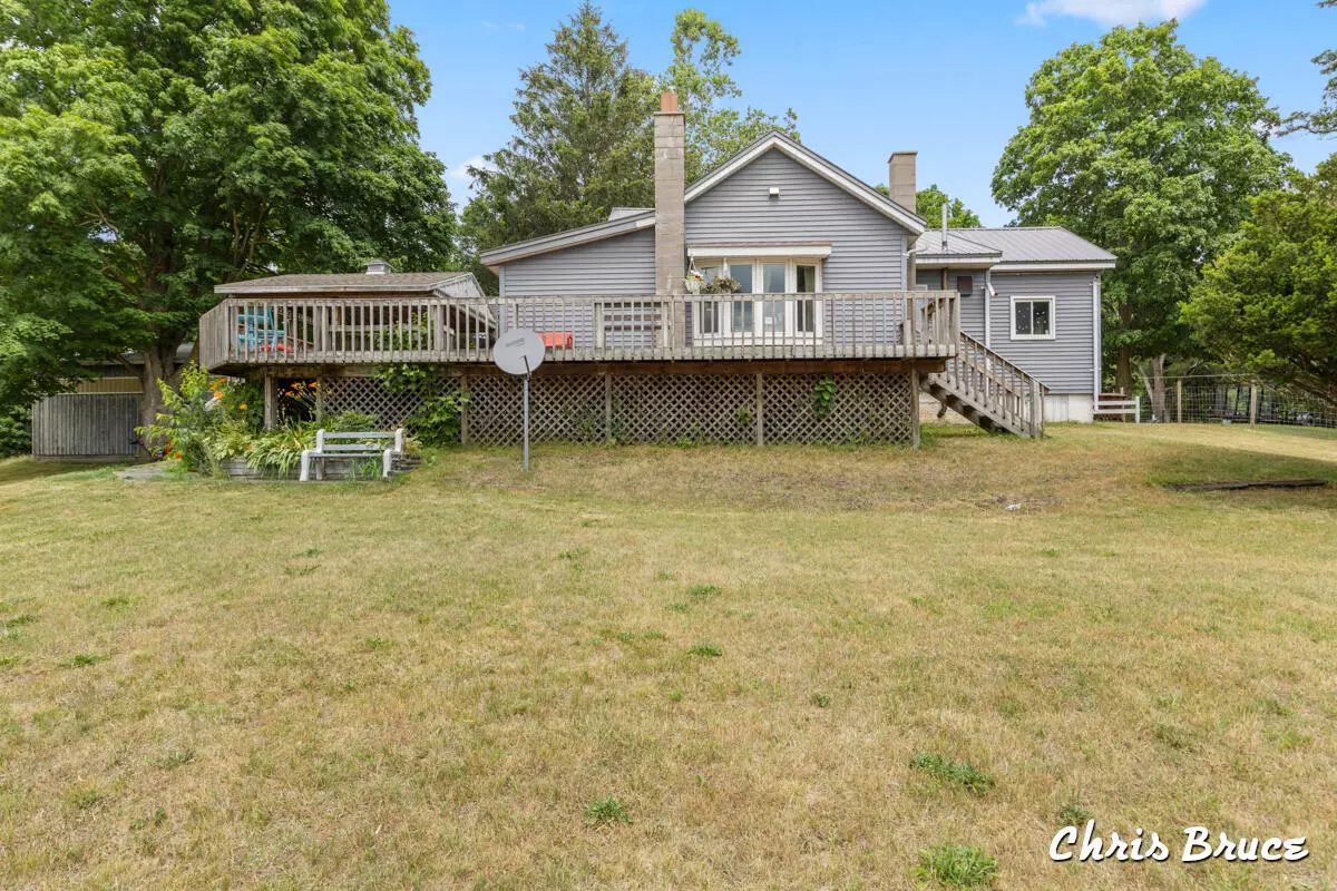 Hubbardston, MI 48845,465 W Pleasant Street