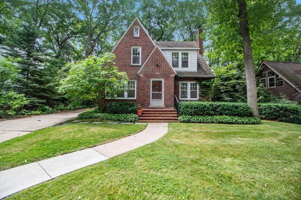 3139 Lakewood Drive, Ann Arbor, MI 48103