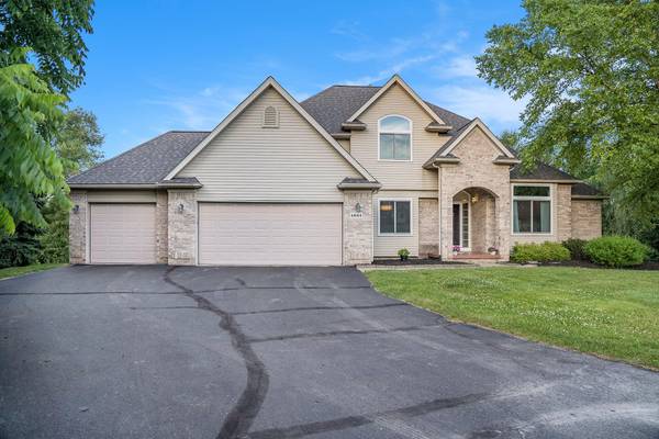 Ann Arbor, MI 48103,4884 Troon Court