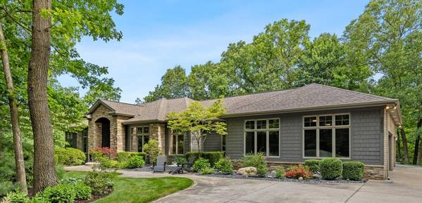 4525 Gray Fox NE Lane, Ada, MI 49301