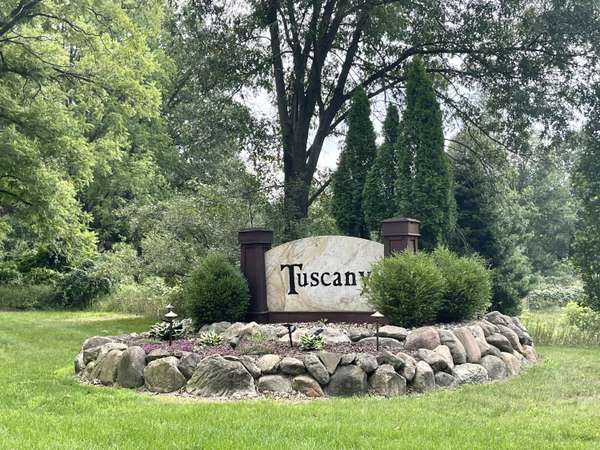 2109 Toscana Street #11,  Kalamazoo,  MI 49009