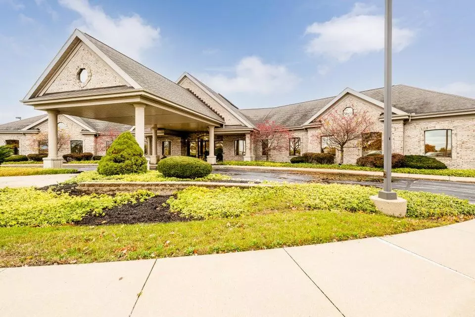 St. Joseph, MI 49085,3901 Stonegate Park #B