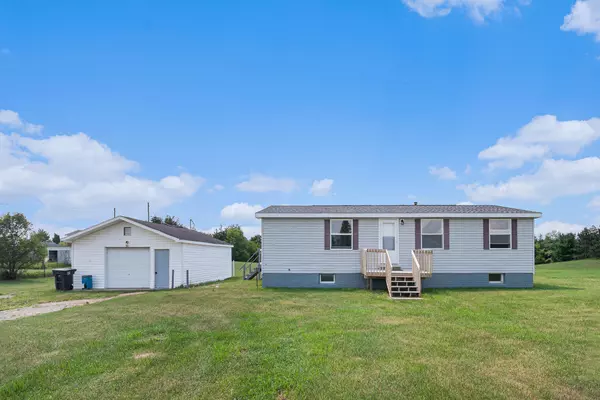 16340 Wheaton Road, Cement City, MI 49233