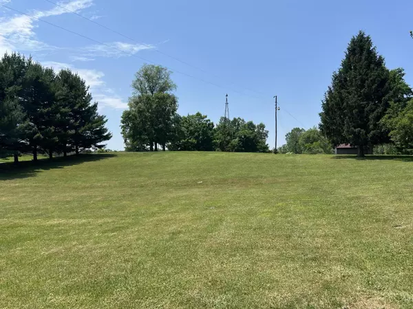 Three Oaks, MI 49128,8419 Forest Lawn Road